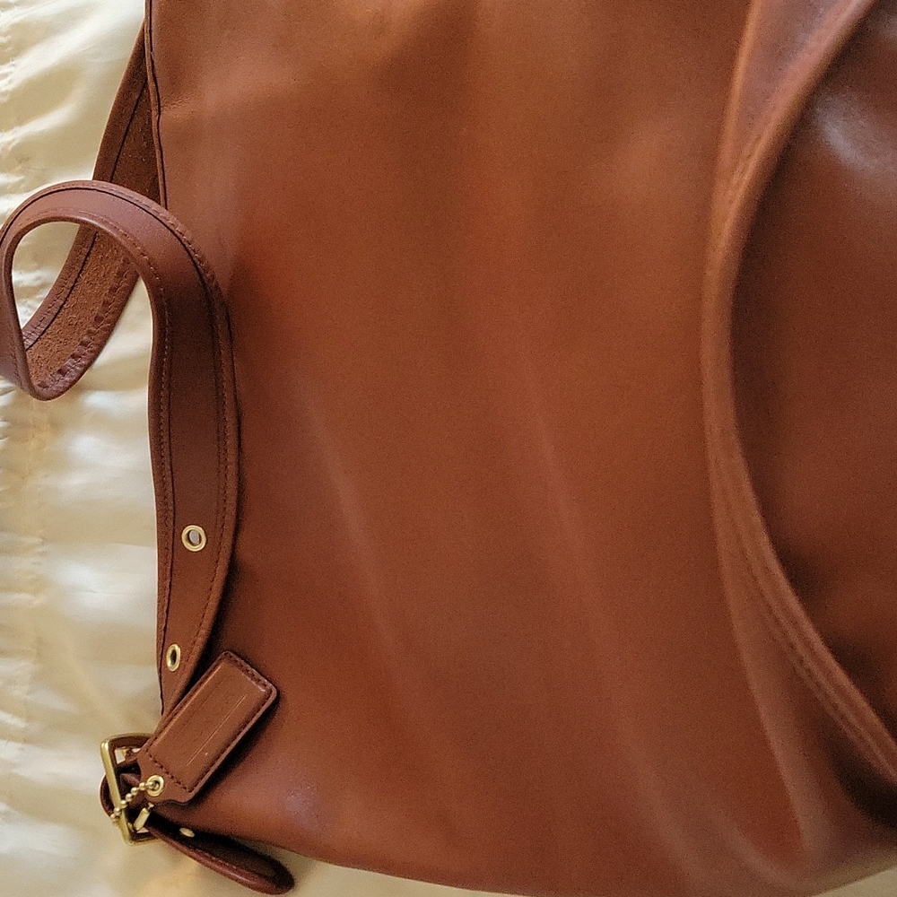 Coach bag caramel color